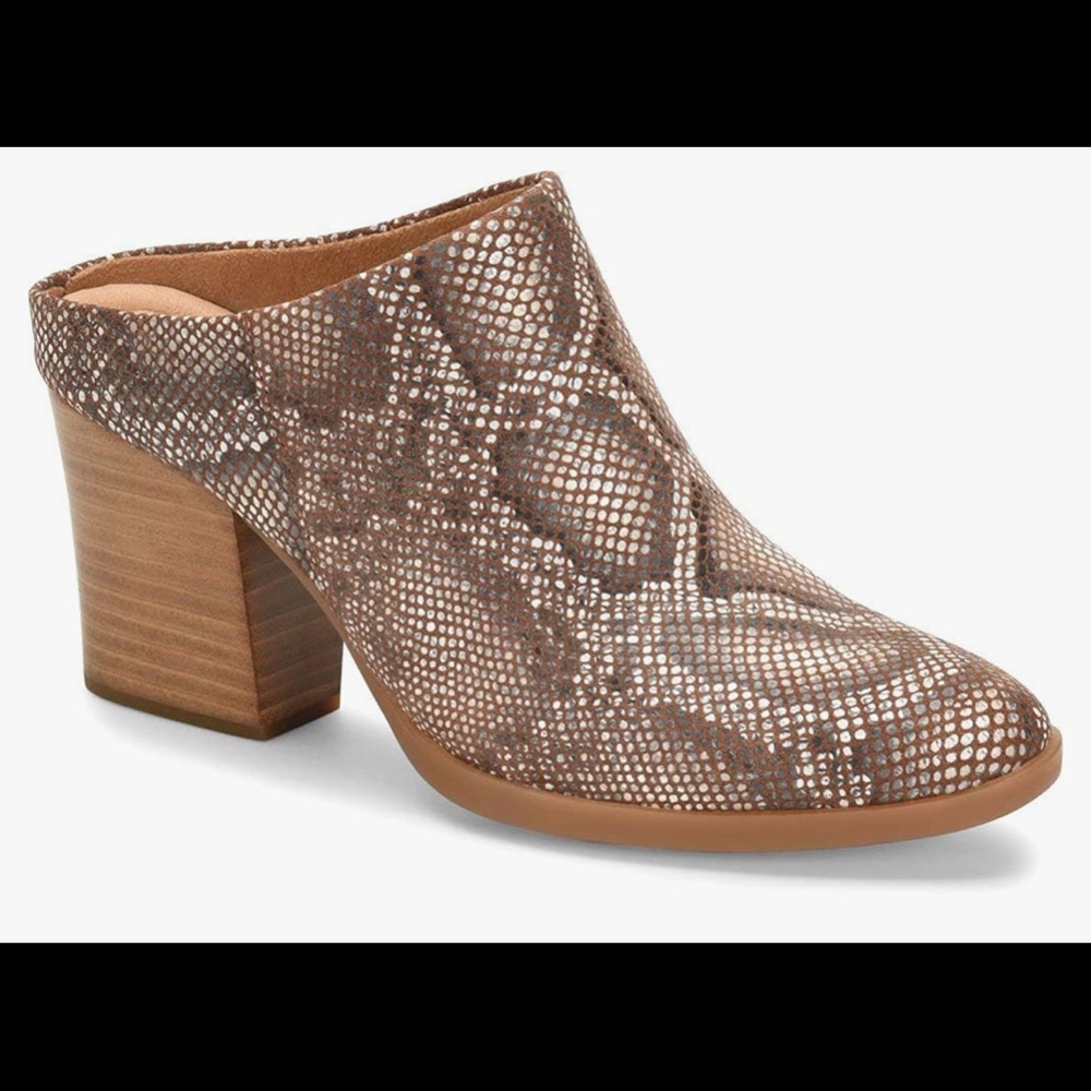 Born Eustis mule - Snakeskin leather slip-on mule, like new! Work once. 9M